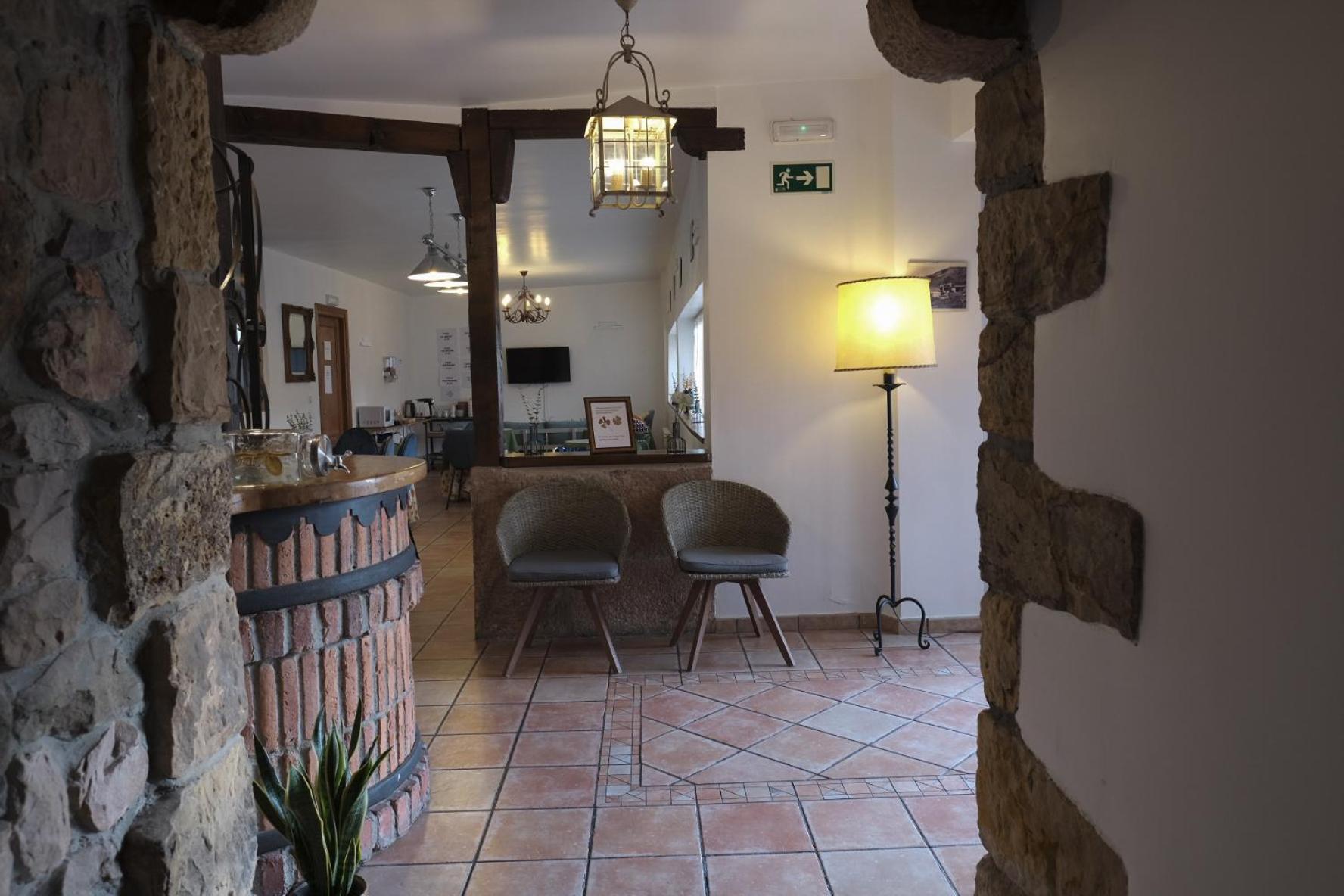 Posada La Estela De Barros Corrales De Buelna Экстерьер фото