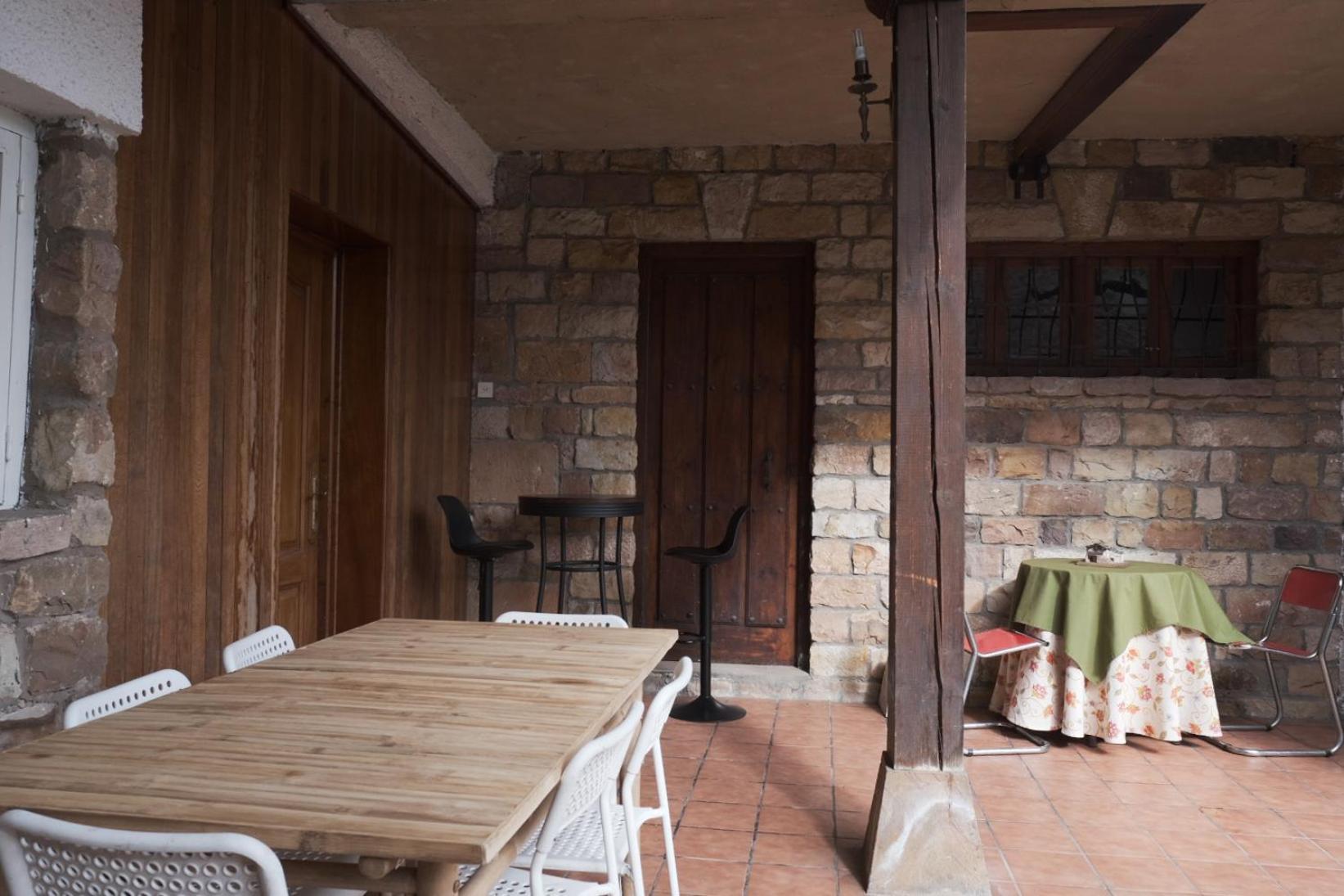 Posada La Estela De Barros Corrales De Buelna Экстерьер фото