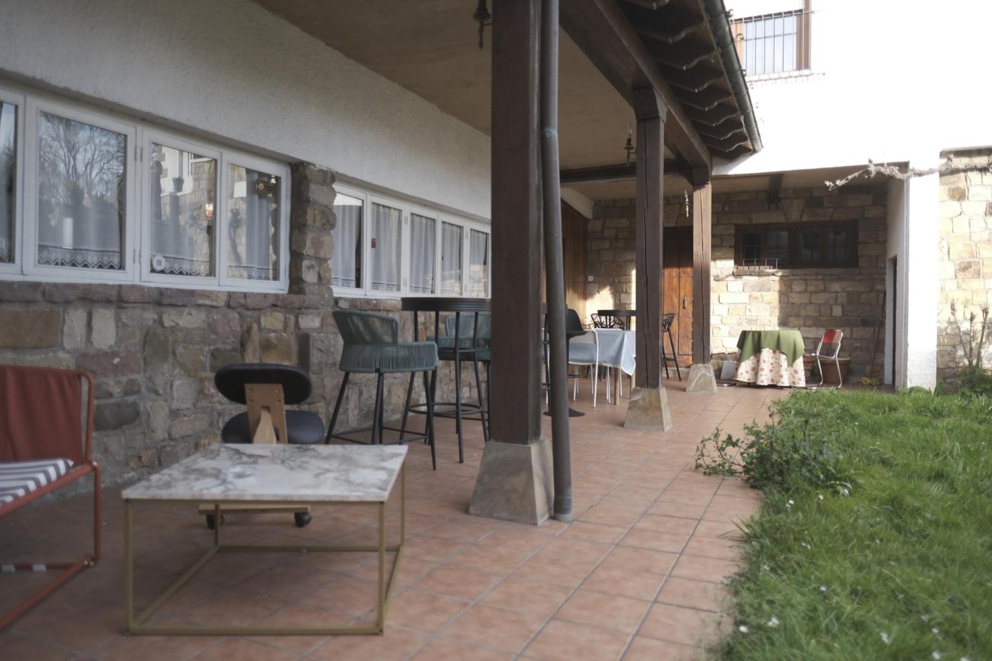 Posada La Estela De Barros Corrales De Buelna Экстерьер фото
