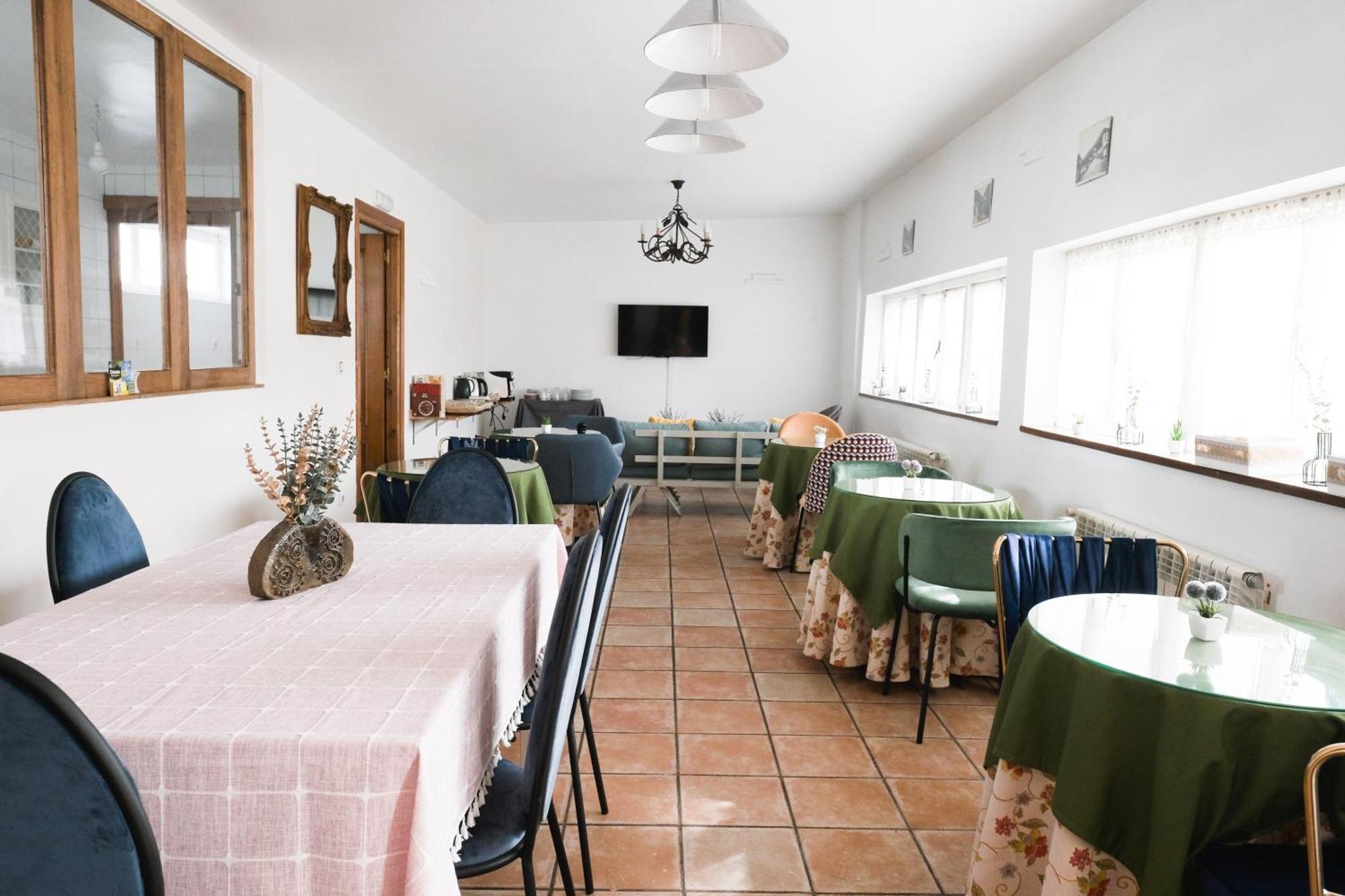 Posada La Estela De Barros Corrales De Buelna Экстерьер фото